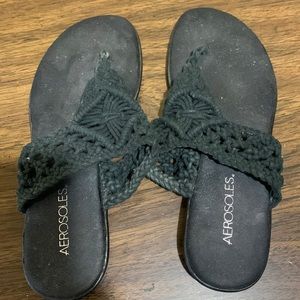 Aerosoles black slippers